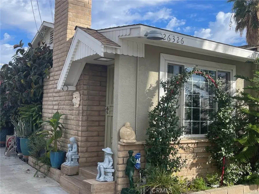 26326 Investors, Hemet, CA 92544 - #2