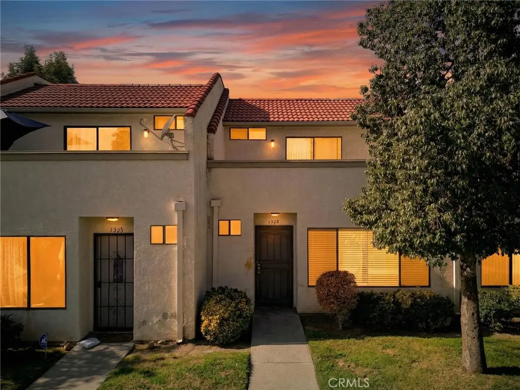 1325 W Latham, Hemet, CA 92543 - #1