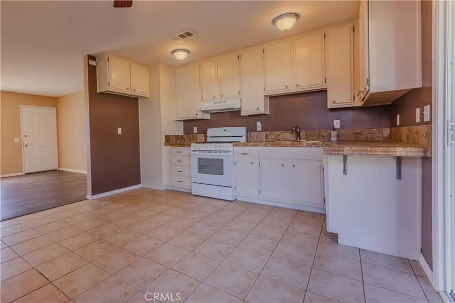 1103 Roosevelt, Lake Elsinore, CA 92530 - #3