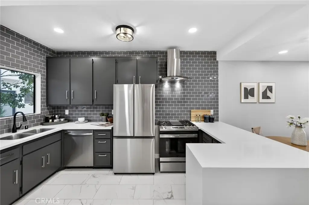 2500 Abbot Kinney Boulevard #9, Venice, CA 90291 - Image #1