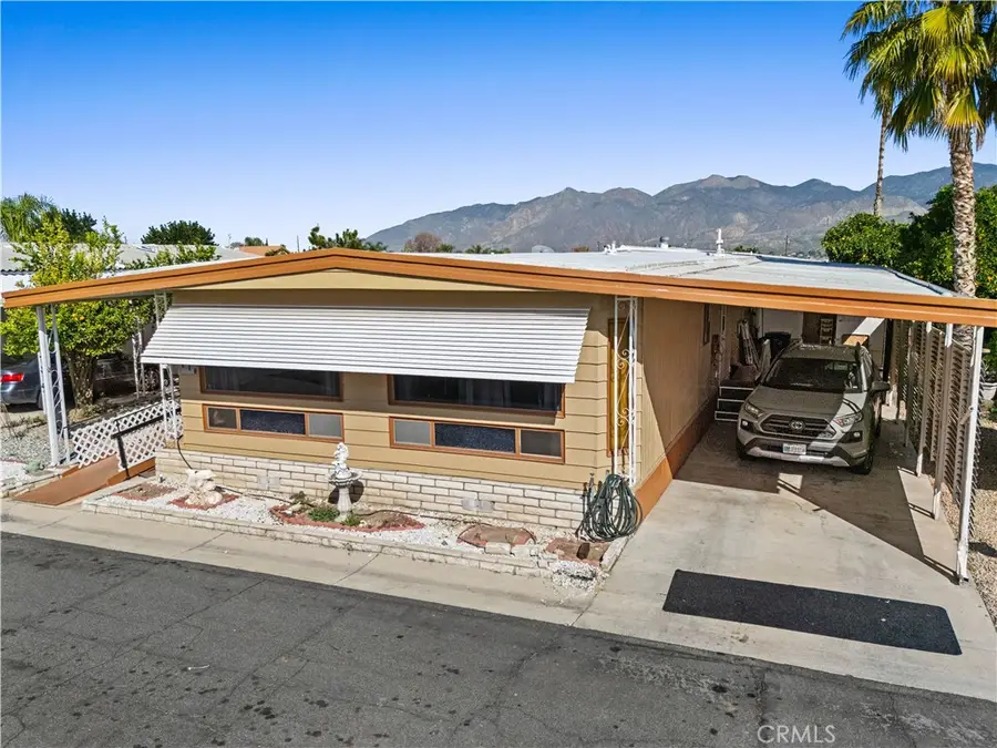 881 N Lake St #313, Hemet, CA 92544 - #3