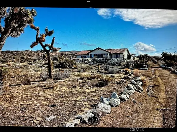 25373 Valley View Road, Apple Valley, CA 92308