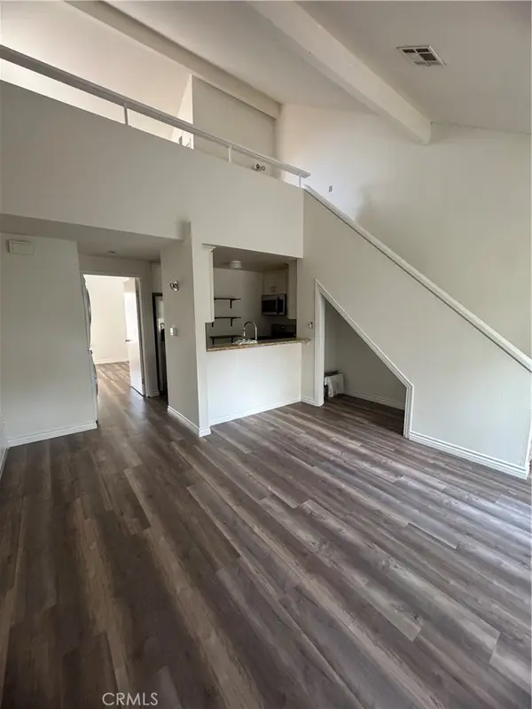 389 Orange Blossom, Irvine, CA 92618