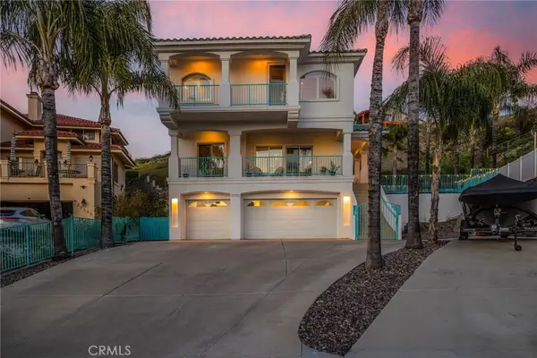 22391 San Joaquin W, Canyon Lake, CA 92587