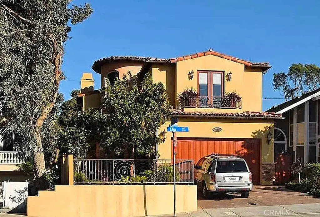3200 Elm Avenue, Manhattan Beach, CA 90266 - #1