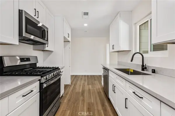 579 W Mayberry Avenue, Hemet, CA 92543