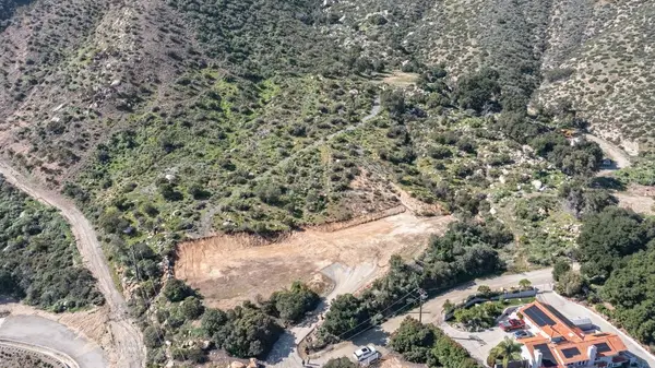 29 Lakeview, Lake Elsinore, CA 92530