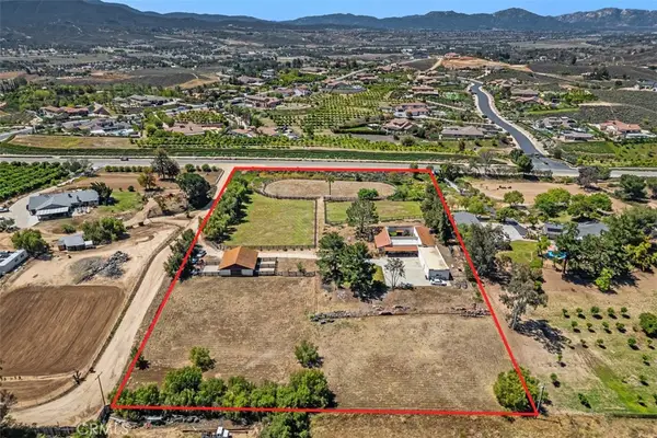 35820 Pauba Road, Temecula, CA 92592