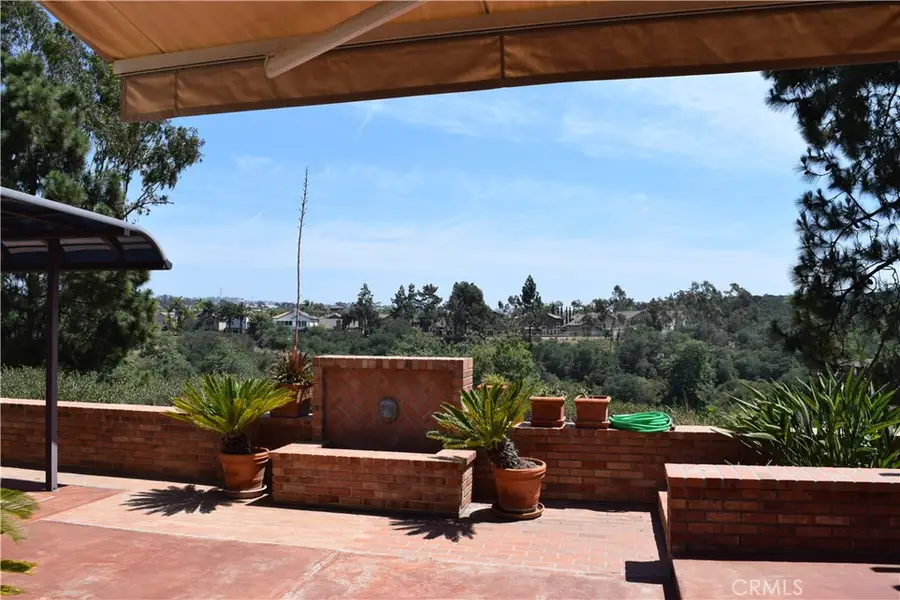 1627 Dawson Drive, Vista, CA 92081 - #2