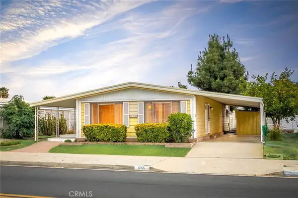 1255 W Johnston, Hemet, CA 92543