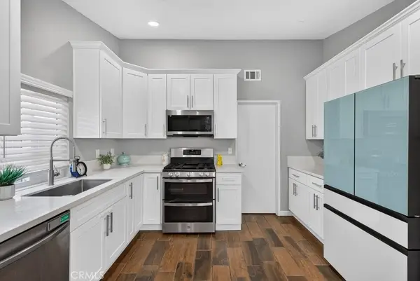 39747 Old Carriage, Murrieta, CA 92563