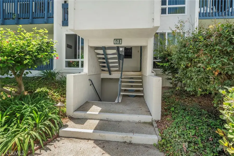 611 S Prospect Avenue #103, Redondo Beach, CA 90277 - #3