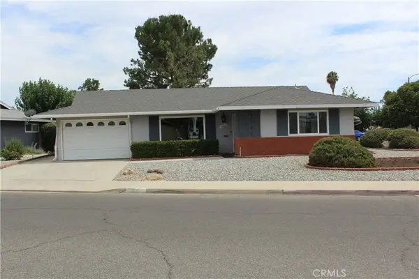 1661 W Wesley Place, Hemet, CA 92543