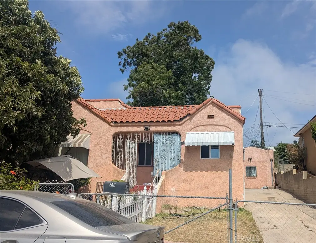 711 Olivewood, San Diego, CA 92113 - #1