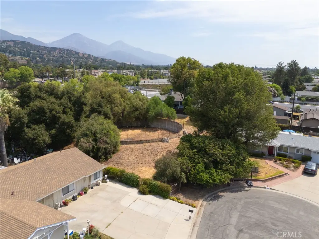 4053 N Towne Avenue, Claremont, CA 91711 - Image #1
