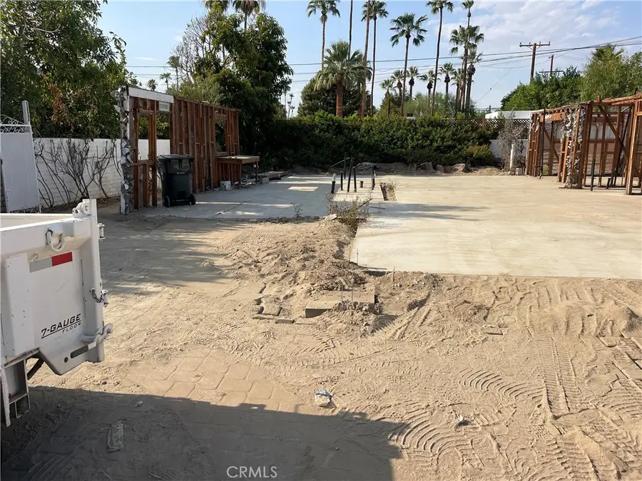 442 E Avenida Palmera, Palm Springs, CA 92264 - Image #2