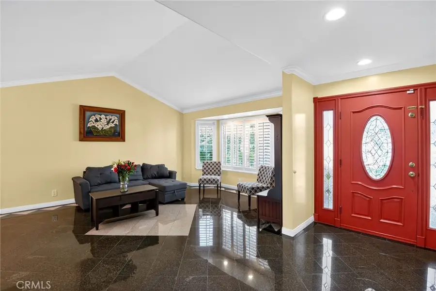 8316 Cherokee Drive, Downey, CA 90241 - #3