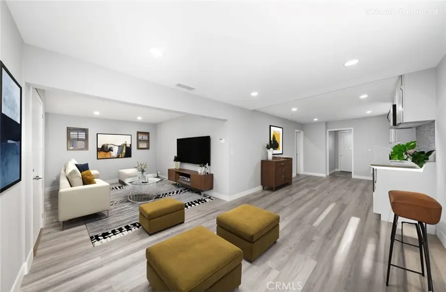 719 W Century, Los Angeles, CA 90044 - Image #2