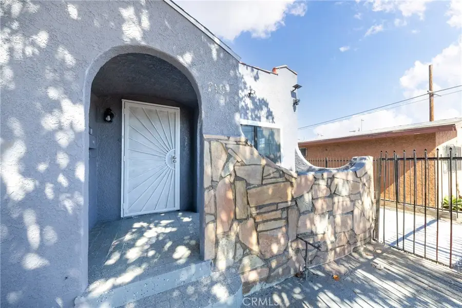 719 W Century, Los Angeles, CA 90044 - Image #3