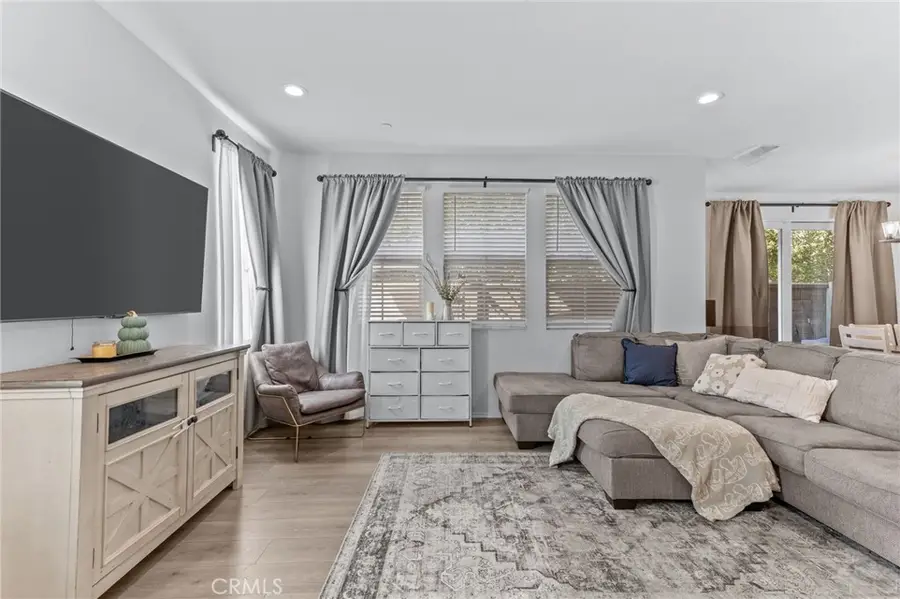 2350 S Via Esplanade #31, Ontario, CA 91762 - #3