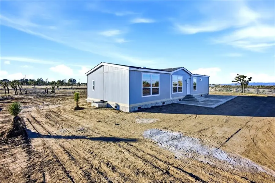 12076 Lager Road, Phelan, CA 92371 - Image #2