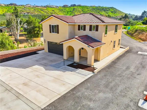 1969 Lyon Avenue, Riverside, CA 92503