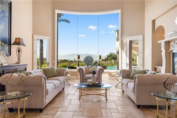 423 Cleveland Way, Corona, CA 92881