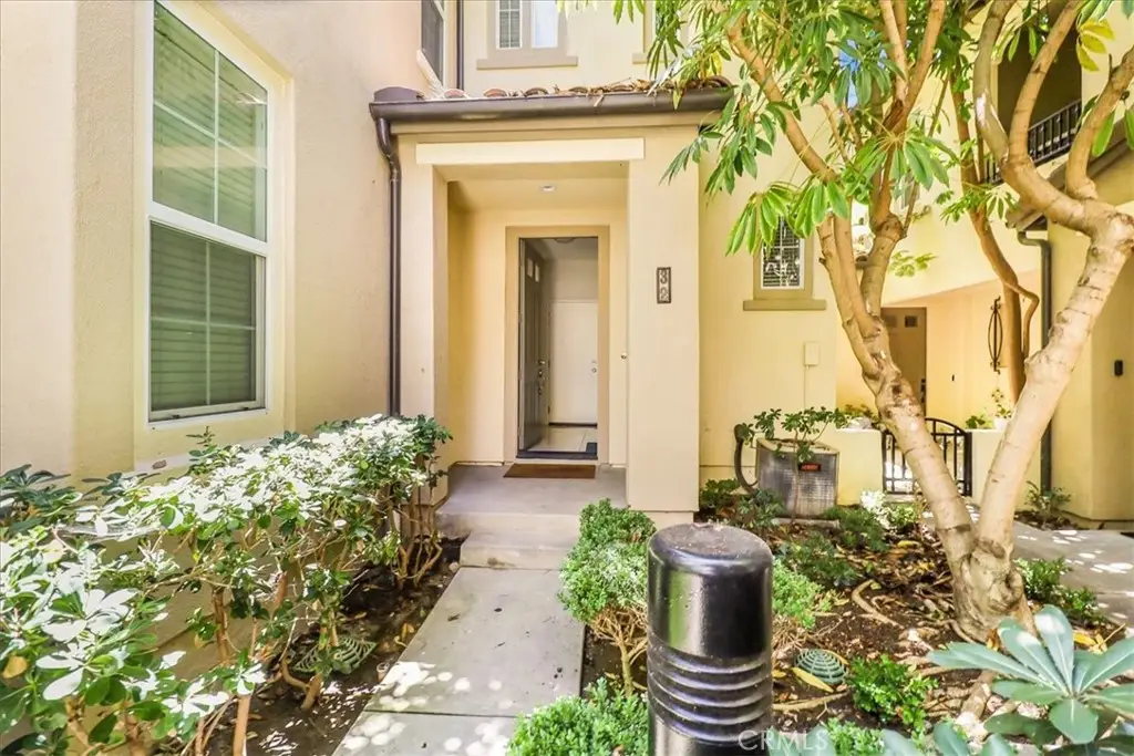 32 Perennial, Irvine, CA 92603 - #1