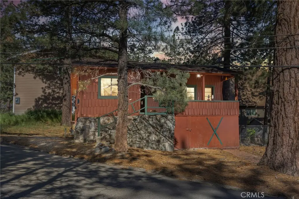 2054 E Canyon, Wrightwood, CA 92397 - #1