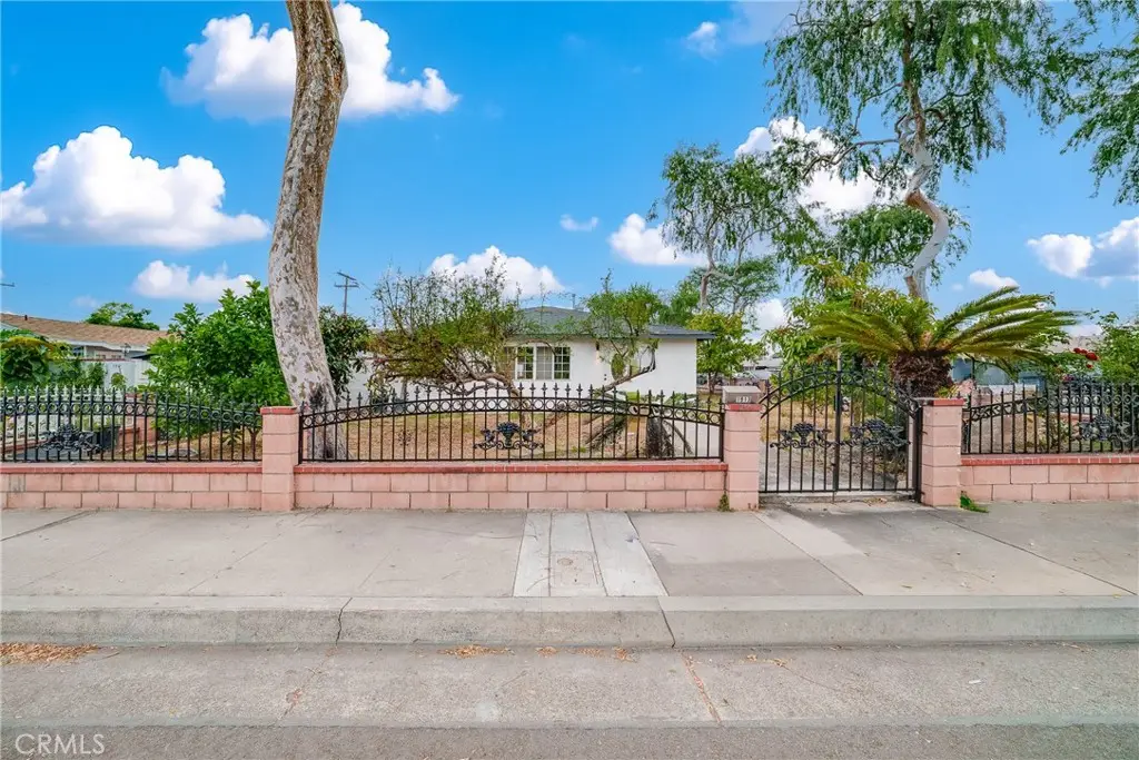 1913 W Valencia, Fullerton, CA 92833 - #1