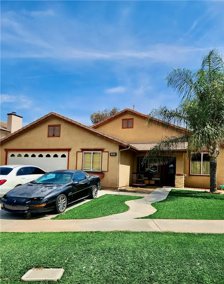 953 Silvercreek, Corona, CA 92882 - #1