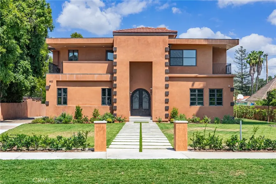 802 Michigan Boulevard, Pasadena, CA 91107 - #3
