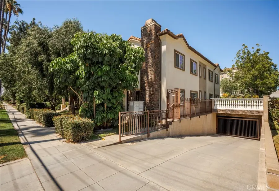 155 Harkness Avenue #6, Pasadena, CA 91106 - #2