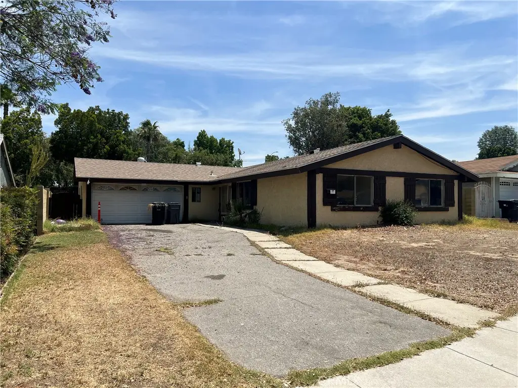 3441 Crownsworth, Corona, CA 92879 - #1