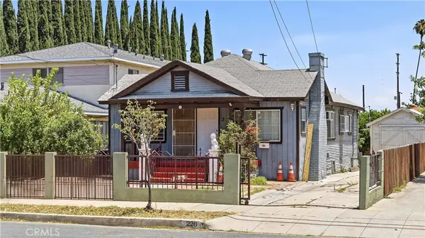 228 S Ynez, Monterey Park, CA 91754