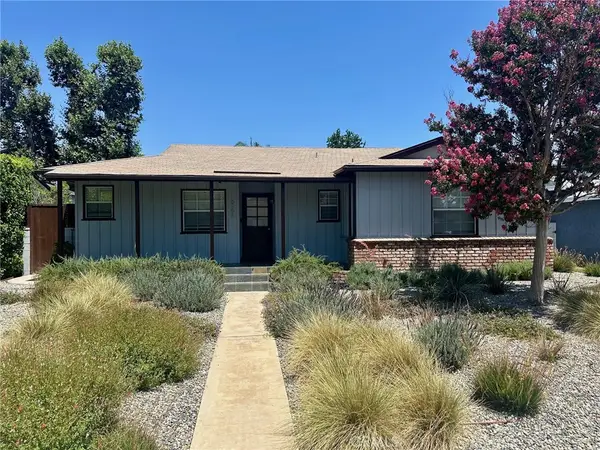 8956 Swinton Avenue, Los Angeles, CA 91343
