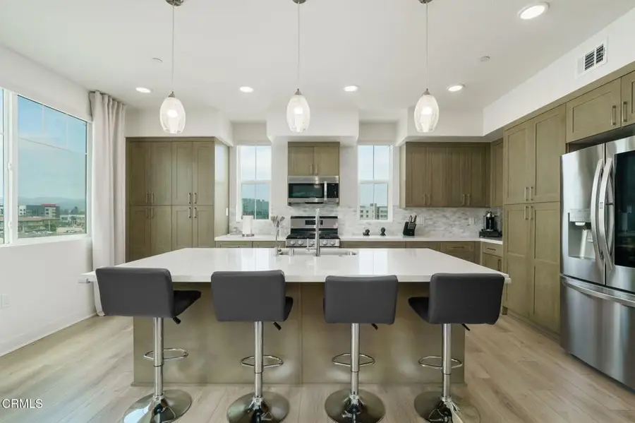 2850 Wagon Wheel Road #402, Oxnard, CA 93036 - Image #2