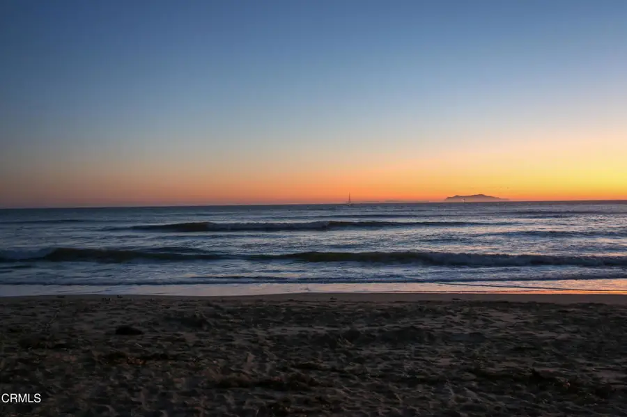 3661 Islander Walk, Oxnard, CA 93035 - Image #3