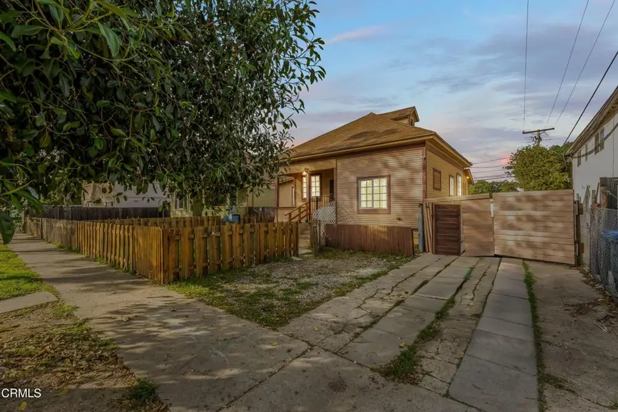 425 W 1st Street, Oxnard, CA 93030 - #3