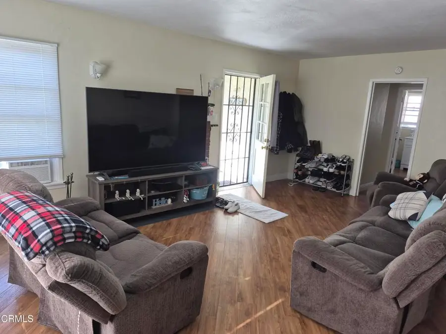 1056 Richards Avenue, San Buenaventura Ventura, CA 93004 - #3