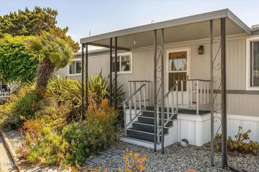 10 Wisteria Way, San Buenaventura Ventura, CA 93004 - #2