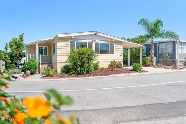 133 Calle De La Rosa #133, Camarillo, CA 93012