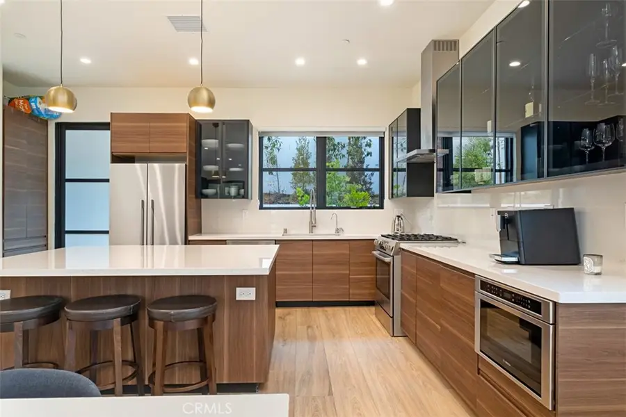 822 S Plymouth #4, Los Angeles, CA 90005 - #2