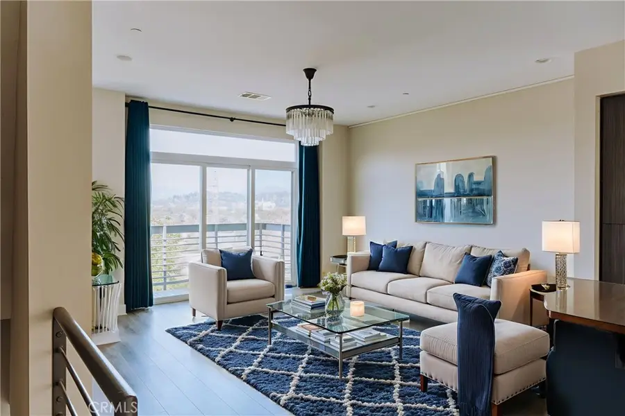 2753 Waverly Drive #1103, Los Angeles, CA 90039 - Image #2