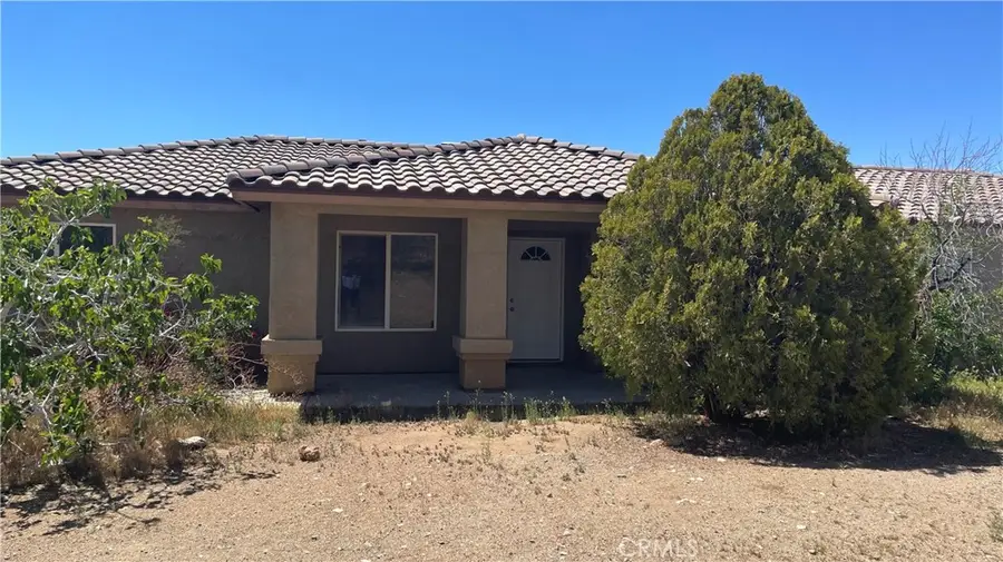 20465 Piedmont Road, Apple Valley, CA 92308 - Image #2