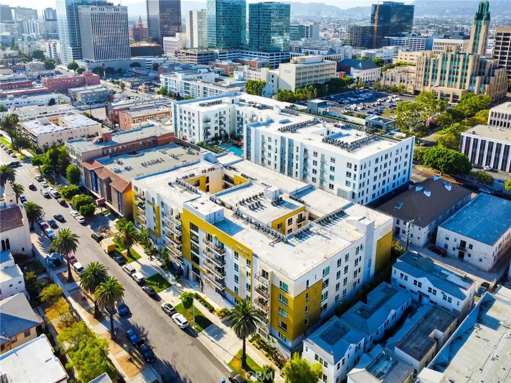 2939 Leeward Avenue #512, Los Angeles, CA 90005 - Image #1