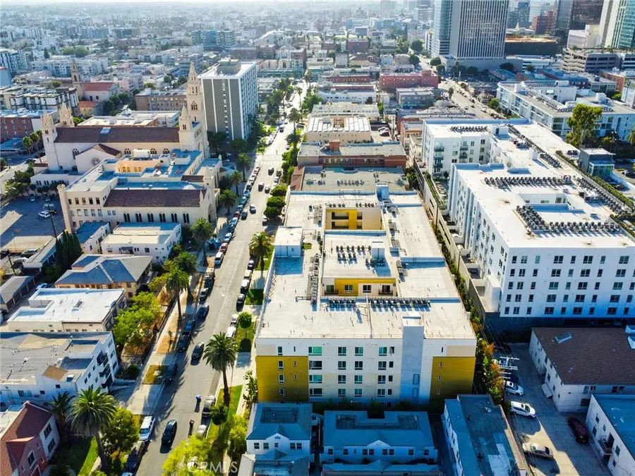 2939 Leeward Avenue #512, Los Angeles, CA 90005 - Image #2