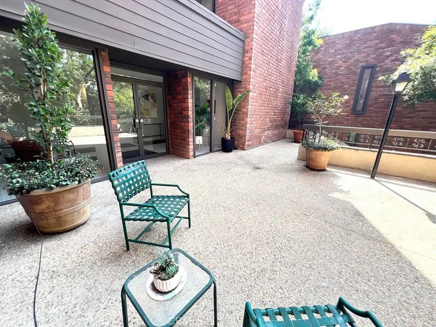 700 S Lake Avenue #111, Pasadena, CA 91106 - Image #3