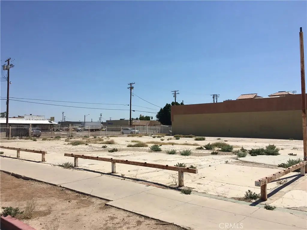 601 E Main Street, Brawley, CA 92227 - #1