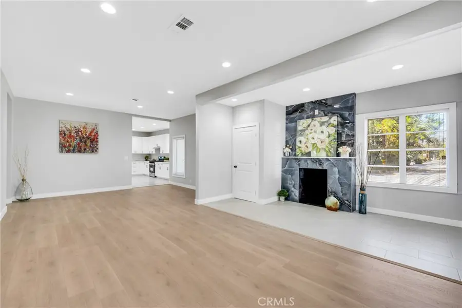 404 E Kingsley Avenue, Pomona, CA 91767 - Image #3